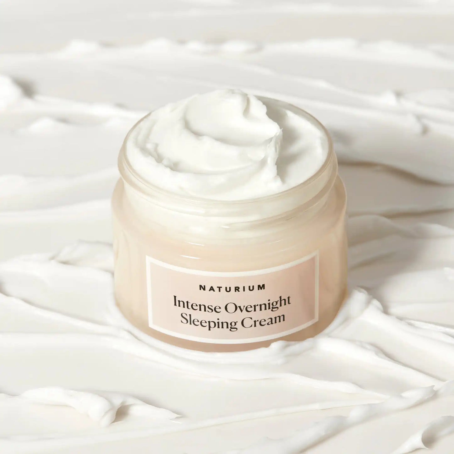 intense-overnight-sleeping-cream-w1 sleepingcream_0880-crop_1.webp